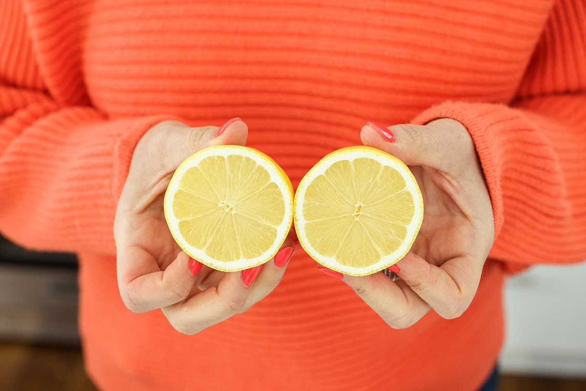 showing lemon halves