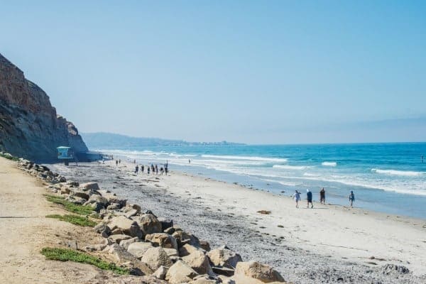 pacific-ocean-view-while-hiking
