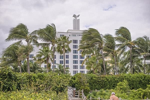 the-palms-hotel-south-beach-exterior