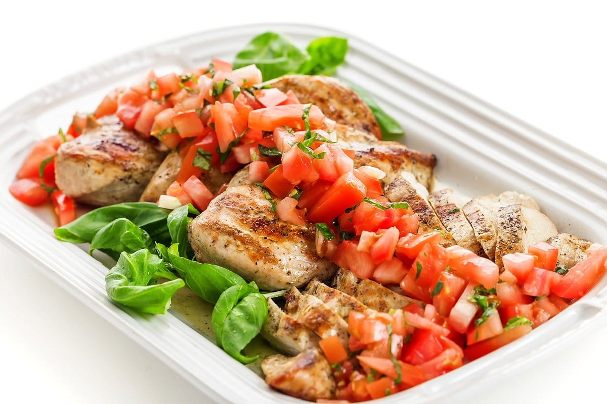 Grilled Chicken with Tomato Basil Salsa