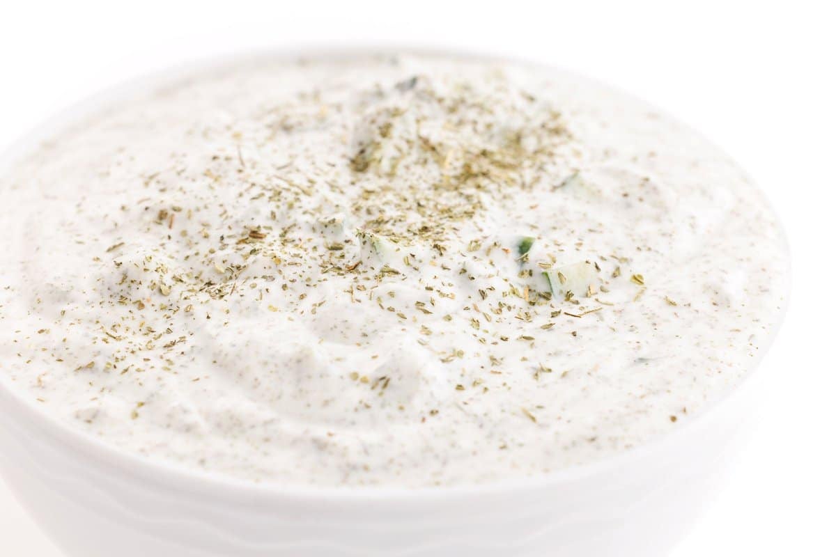 Cucumber laban (Lebanese yogurt sauce)